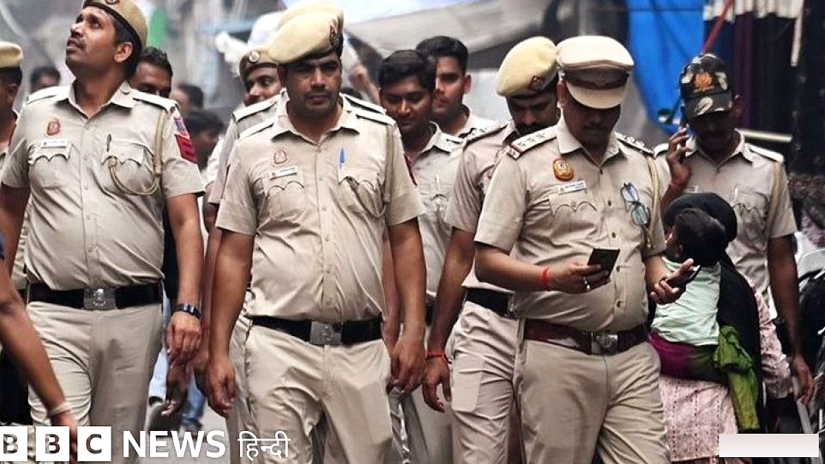 50 कि.मी. तक चलती बस में हैवानियत': नाबालिग के साथ गैंगरेप के केस में दिल्ली पुलिस ने दो लोगों को किया गिरफ़्तार