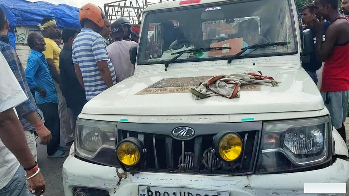 मुजफ्फरपुर में नशे में धुत चालक ने तीन लोगों को कुचला, डायल 112 की गाड़ी से भीषण हादसा