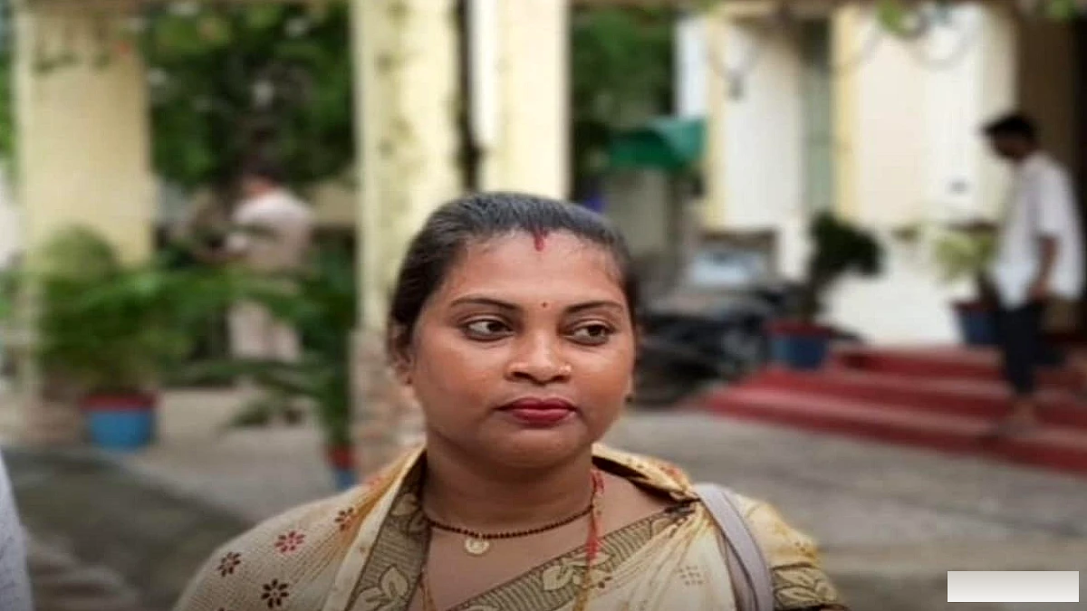 भभुआ के पटेल चौक एटीएम में महिला का कार्ड बदल कर ₹14,000 निकाले गए