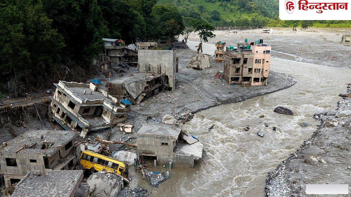 नेपाल की बाढ़ में देवरिया के पति-पत्नी समेत 3 की मौत, रंगकर्मी का NRI दामाद लापता