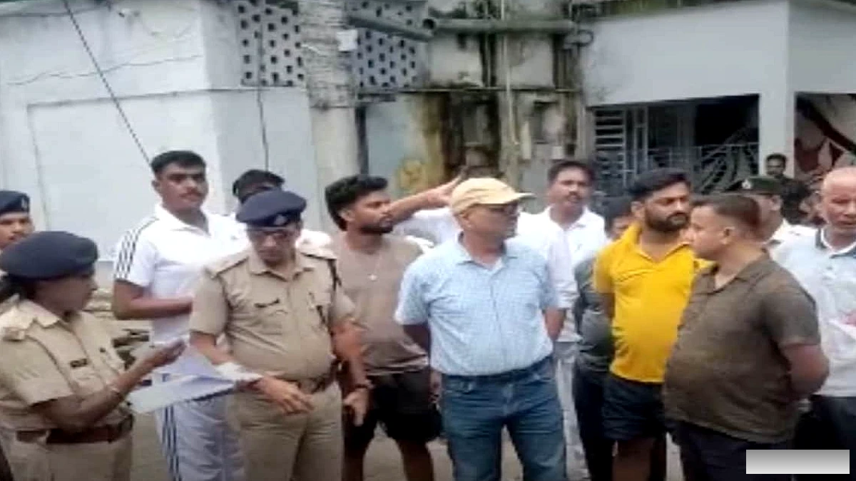 8 पोस्ट पर ड्यूटी के दौरान सिपाही अमित कुमार को हार्ट अटैक, अस्पताल ले जाते समय निधन