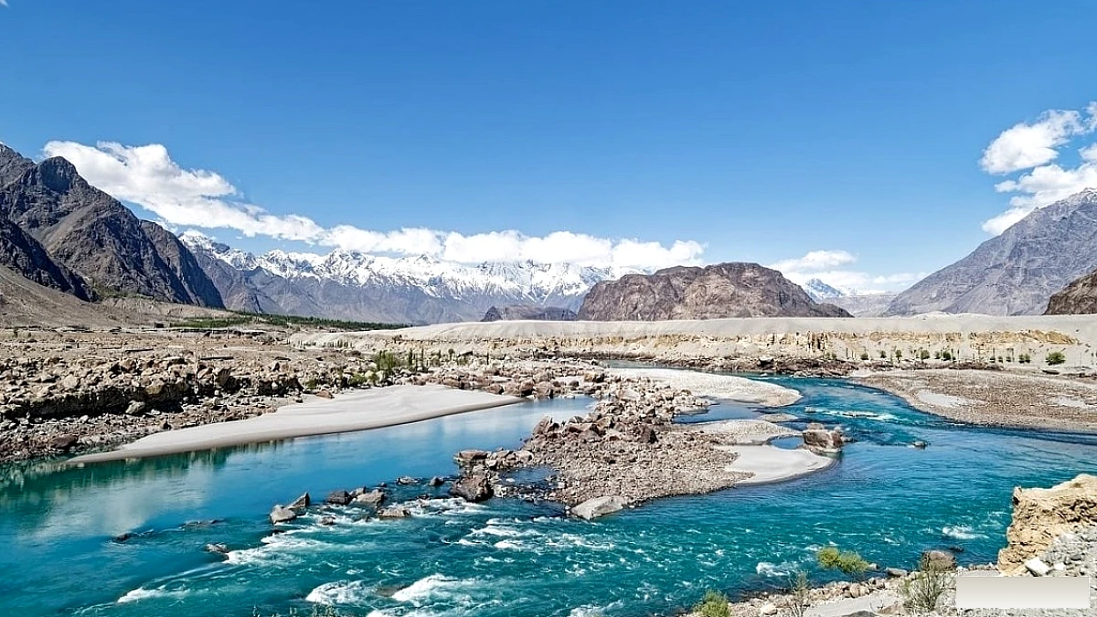 सिंधु पर फैसला देने वाले हेग कोर्ट को भारत ने किस आधार पर हड़का दिया?