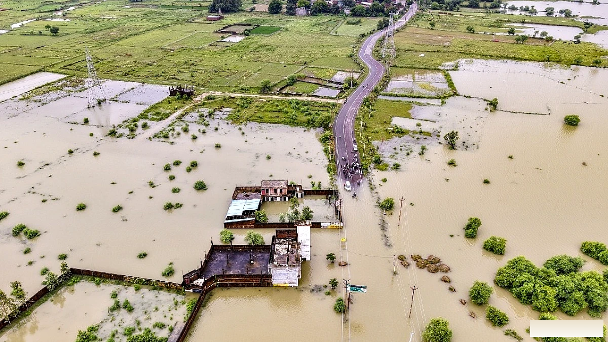 यूपी में 6 सितंबर तक भारी बारिश और बाढ़! इन जिलों में अलर्ट