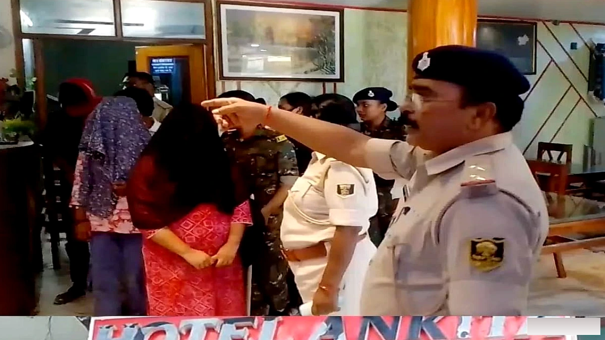 गोपालगंज के जादोपुर रोड के होटल पर पुलिस की छापेमारी, 6 लड़कियों और 8 युवकों को हिरासत में