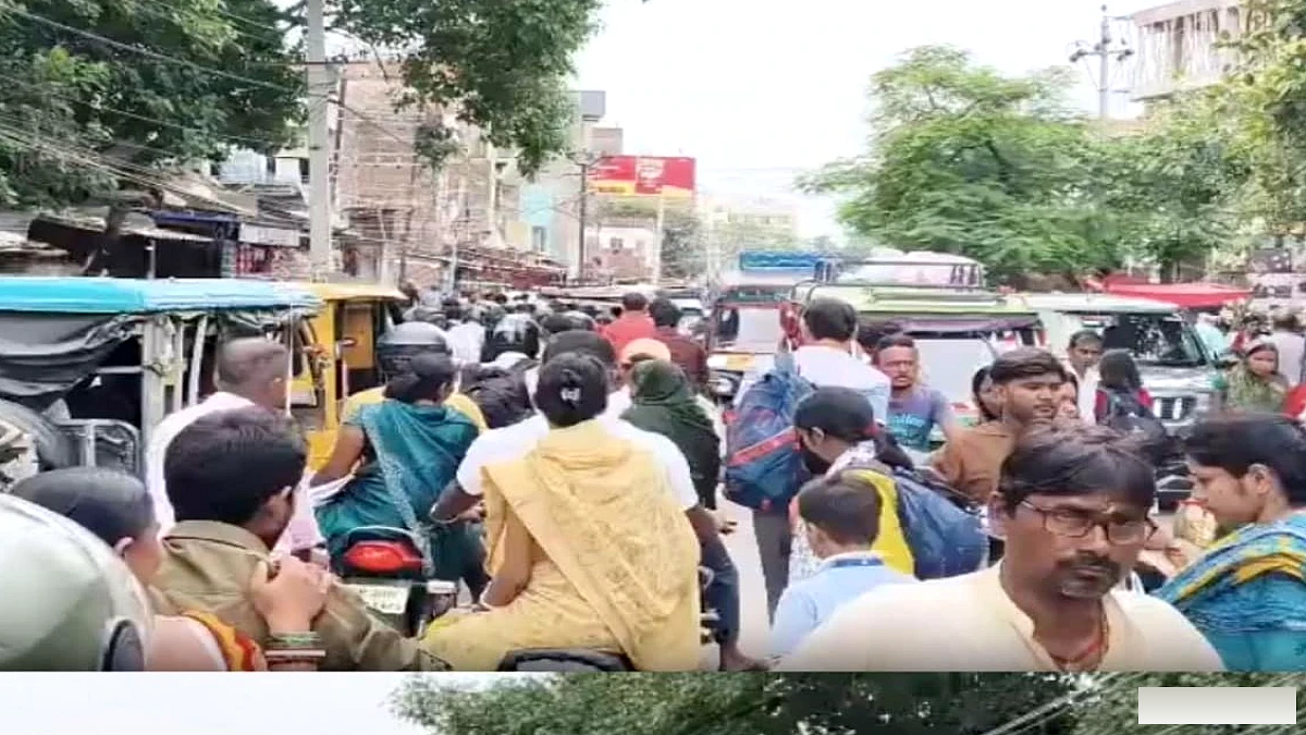 सीवान में अस्पताल रोड‑स्टेशन रोड तक दिनभर जाम, लोगों को झंझट