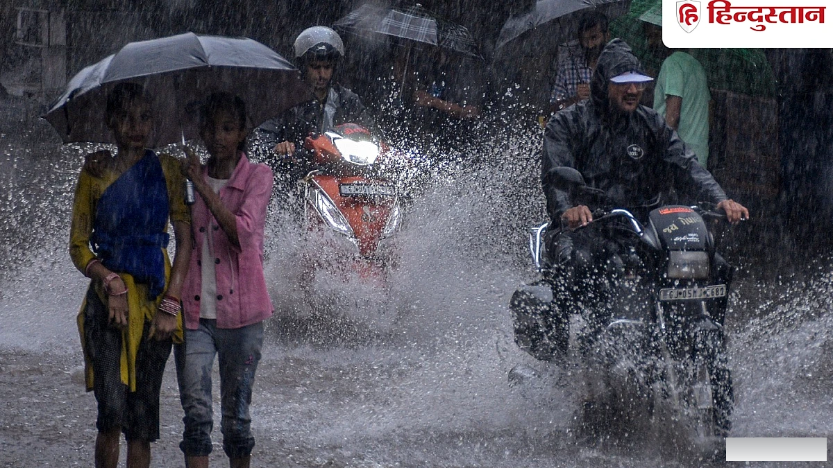 बिहार में आज भारी बारिश की चेतावनी: अररिया, रोहतास समेत पाँच जिलों में अलर्ट, पूर्णिया में ऑरेंज अलर्ट