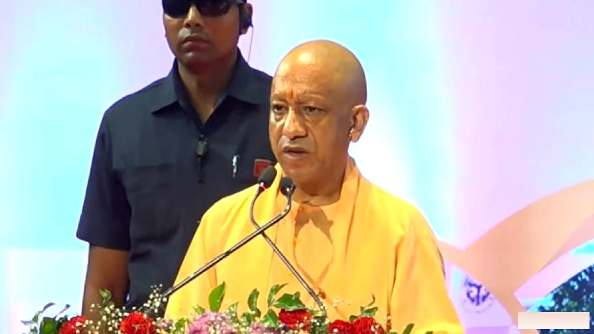 फर्रुखाबाद में सीएम योगी आज: 1,000 बाढ़ पीड़ितों को बांटेंगे राहत किट, बेघर 31 लोगों को देंगे भूमि का पट्टा