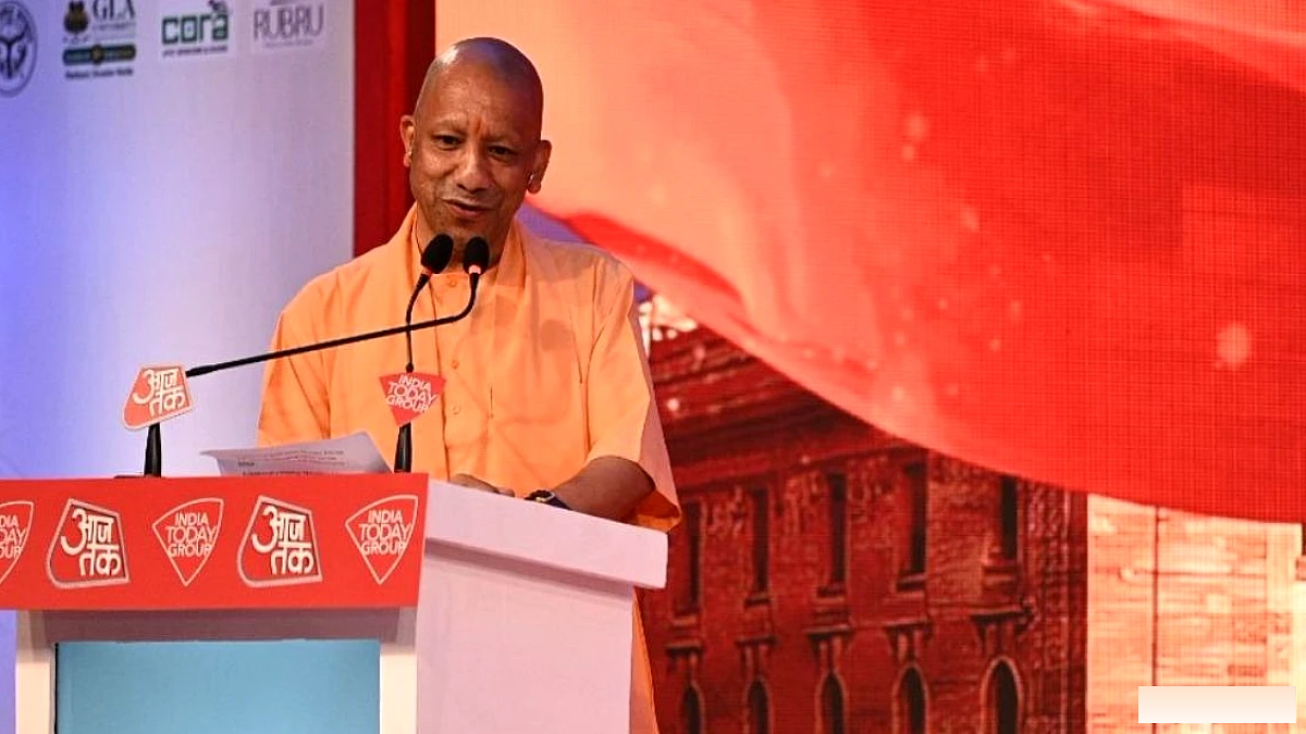 CM योगी ने सपा सरकार के शिक्षा मंत्री की बिस्मिल‑बिस्मिल्ला खान गलती पर मज़ाकिया किस्सा सुनाया