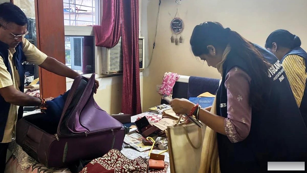 कार्यपालक अभियंता को 1.4 लाख रुपये रिश्वत लेते निगरानी ने दबोचा, घर से 8.36 लाख कैश मिले