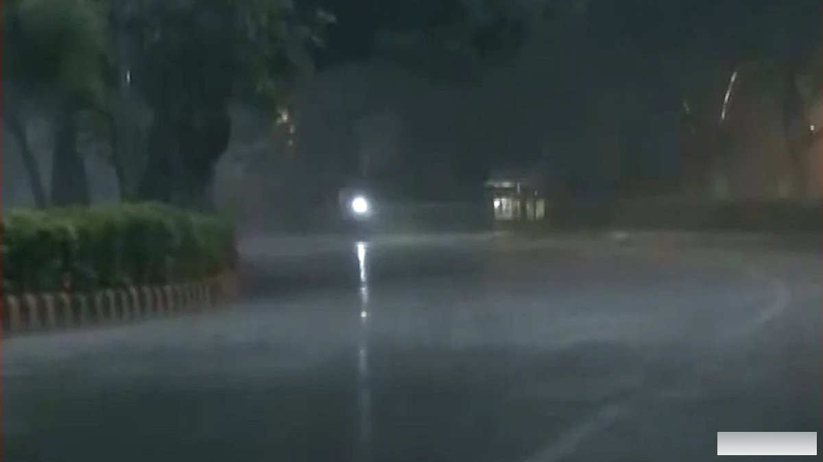 दिल्ली में बदला मौसम का मिजाज, IMD ने जारी की चेतावनी!