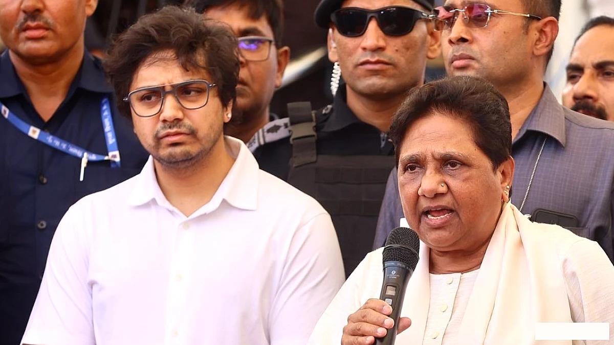 निषाद पार्टी ने बीएसपी के पूर्व राष्ट्रीय समन्वयक आकाश आनंद को पार्टी में शामिल होने का खुला ऑफर दिया