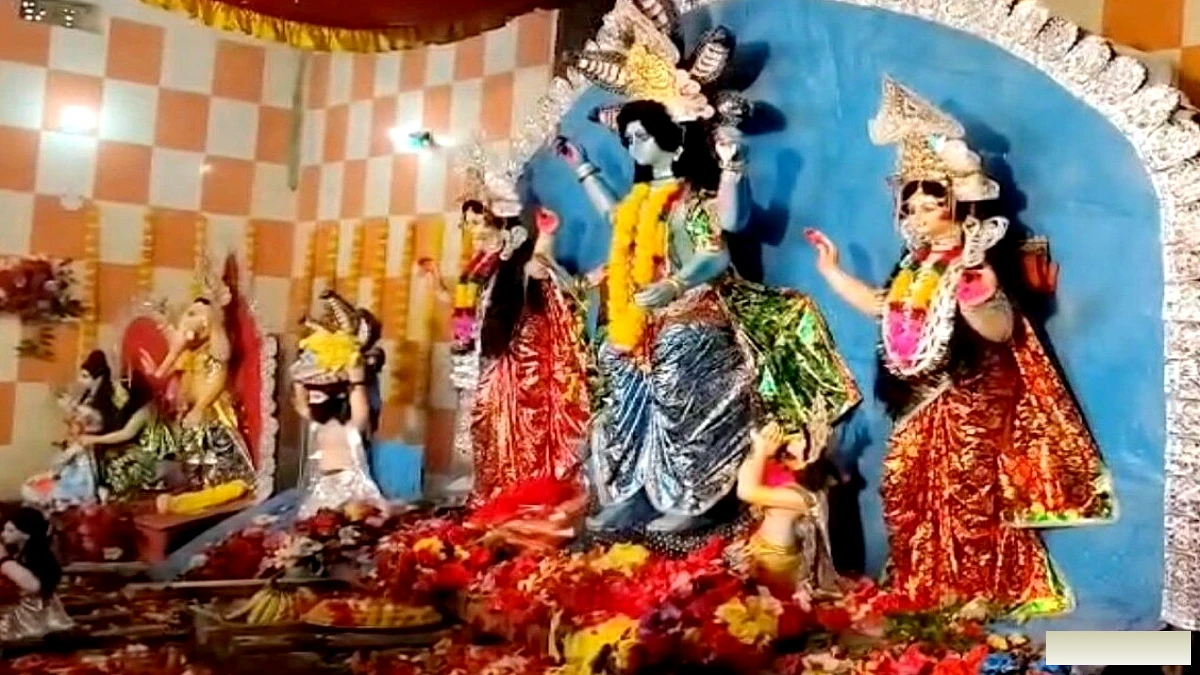 पूर्णिया में जन्माष्टमी पर शहर कृष्णमय, भजन-कीर्तन व रॉक बैंड से झूमे भक्त