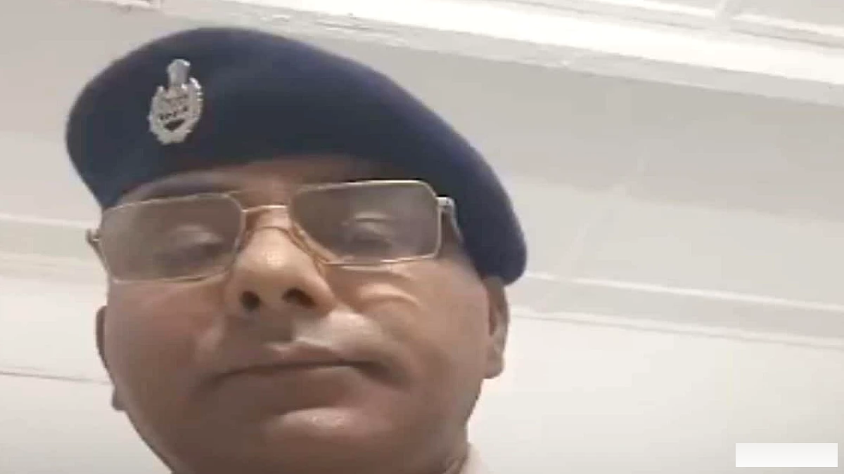 भोजपुर के कारीसाथ में भूमि विवाद के दौरान युवक पर गोली चलकर जख्मी संतोष यादव का इलाज जारी