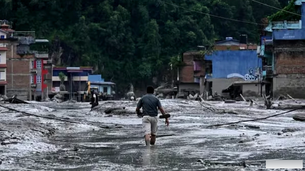 नेपाल ने भारत से फ्लैश फ्लड के मुआवजे की माँग, विदेश मंत्रालय ने दिया जवाब