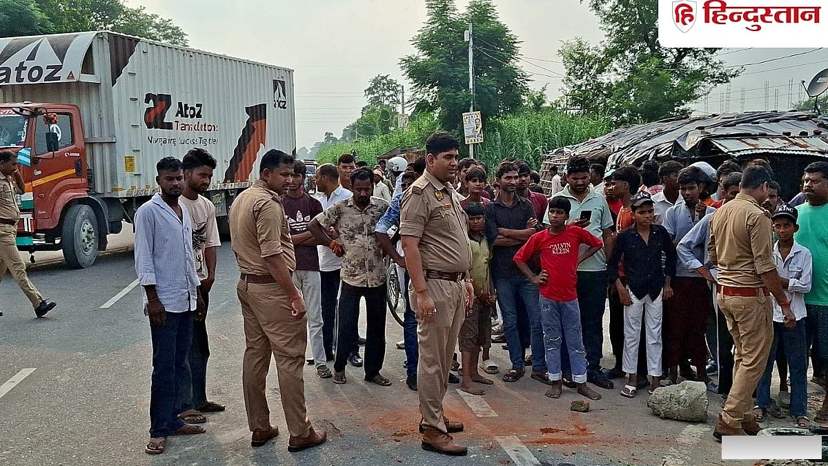 यूपी में ट्रक ने तीन को रौंदते हुए मौतें की, पहले एक की मृत्यु के बाद दो और को भी कुचल दिया
