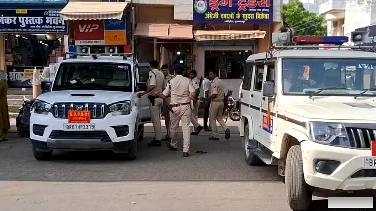 फर्जी सोशल मीडिया प्रोफाइल से किशोरी को प्रेमजाल में फंसाया, ब्लैकमेलिंग और धन की मांग में पुलिस ने दर्ज की FIR