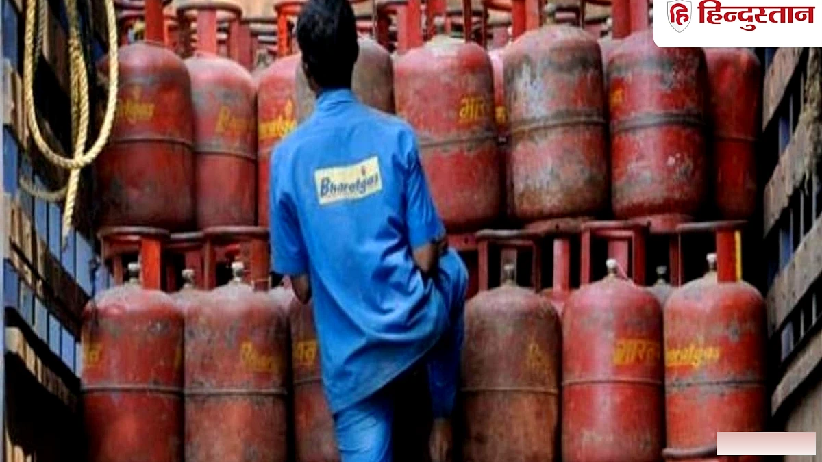 फ्री में LPG सिलेंडर, इन ग्राहकों के बैंक खाते में ₹3000 भेज रही सरकार