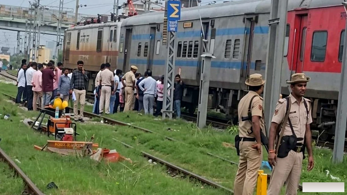 बिहार में बड़ा रेल हादसा टला: महानंदा एक्सप्रेस के इंजन समेत तीन हिस्से पटरी से उतरे; मची अफरा-तफरी