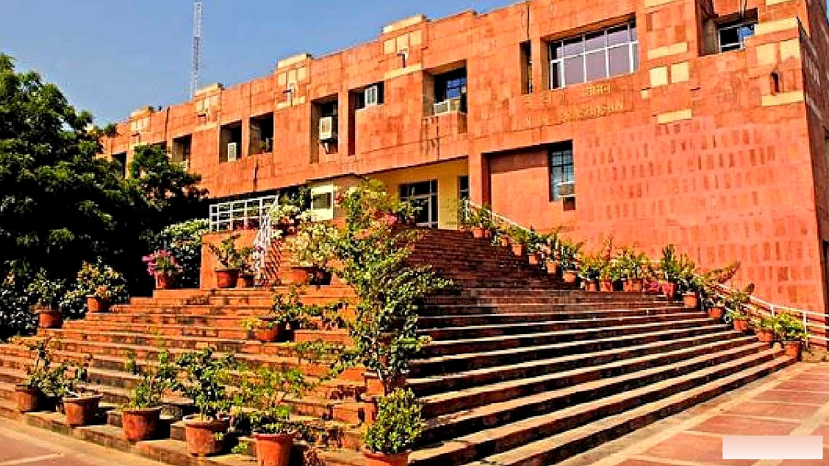 JNU के प्रोफ़ेसर पर यौन उत्पीड़न के आरोप, 10 छात्राओं ने की शिकायत