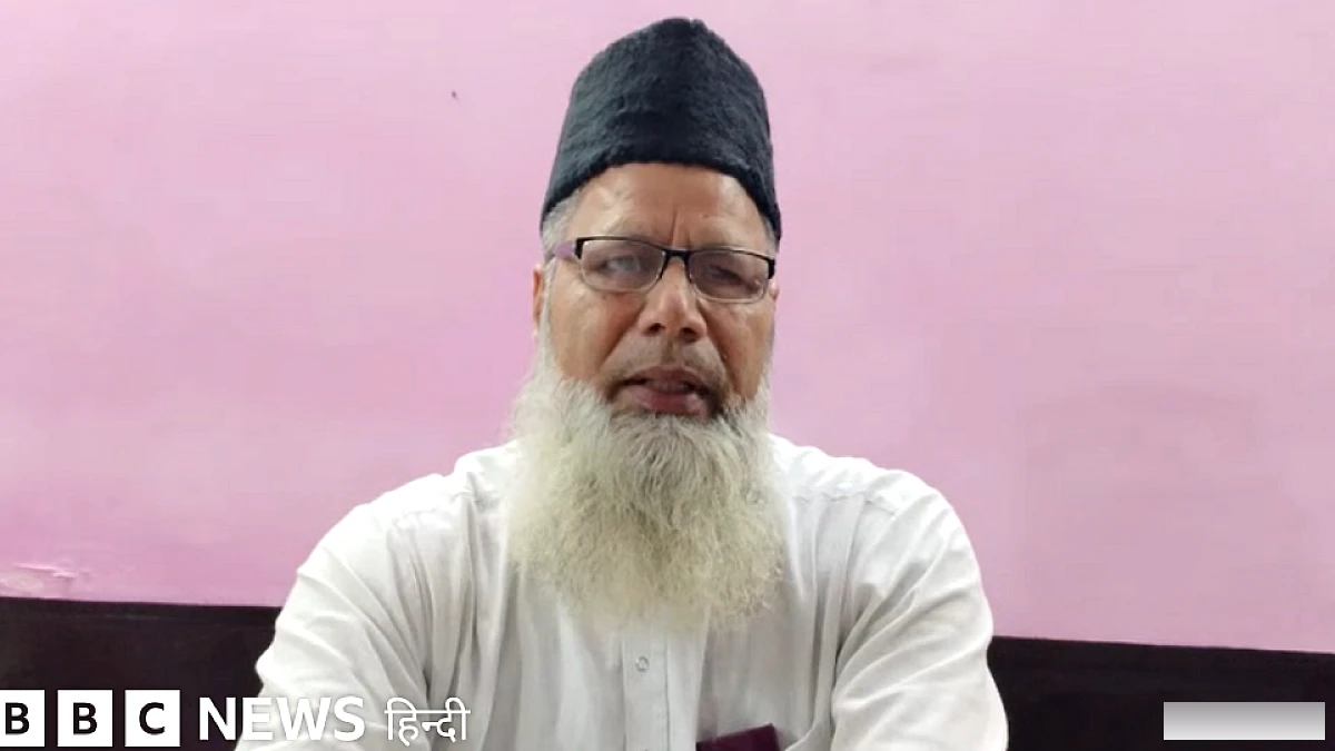 यूपी में सड़क पर नमाज़ पढ़ने को लेकर बुज़ुर्ग के ख़िलाफ़ एफ़आईआर, जानिए पूरा मामला?
