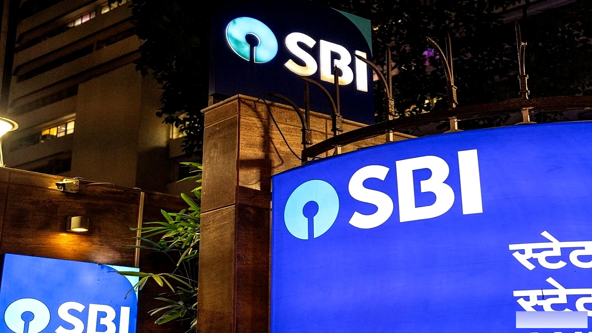 SBI ने सैलरी अकाउंट धारकों के लिए एटीएम फ्री ट्रांजैक्शन सीमा घटाई