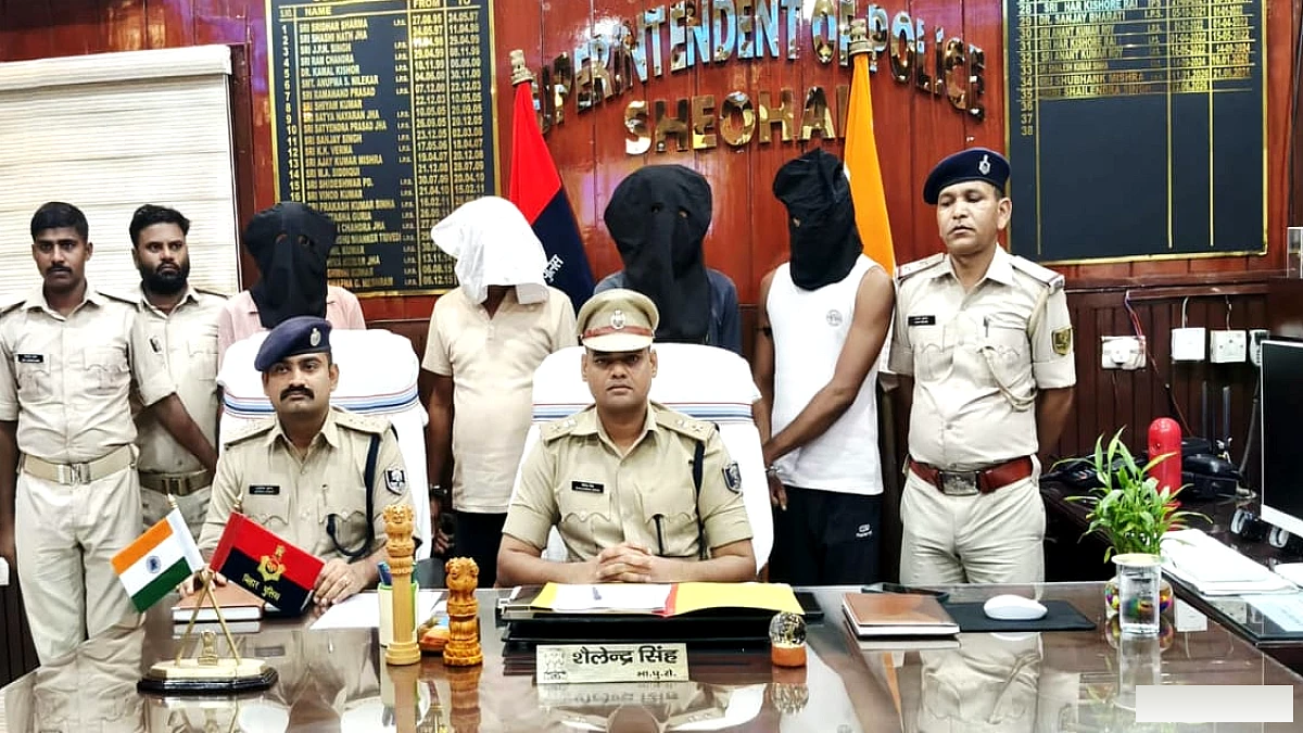 प्रसंग में घर में घुसकर मां-बेटी पर फायरिंग, चार आरोपी गिरफ्तार; अन्य की तलाश जारी