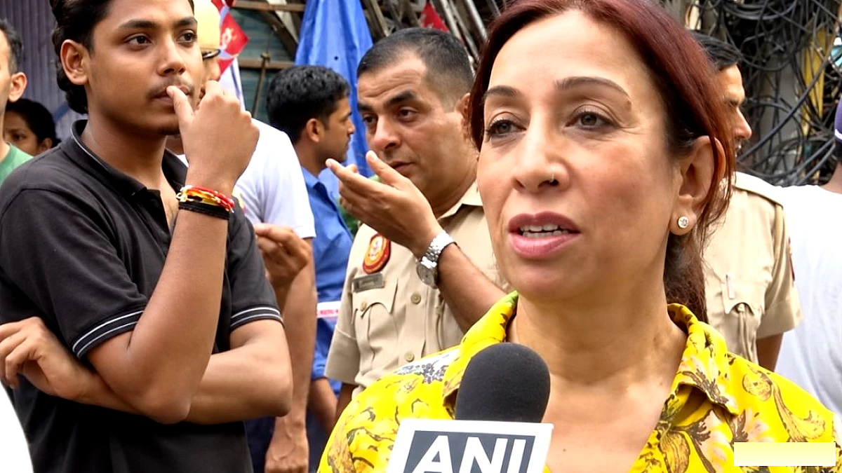 सत्य निकेतन में इमारत ढहने से छात्रों के मलबे में फँसने की आशंका, DU साउथ कैंपस निदेशक का बयान
