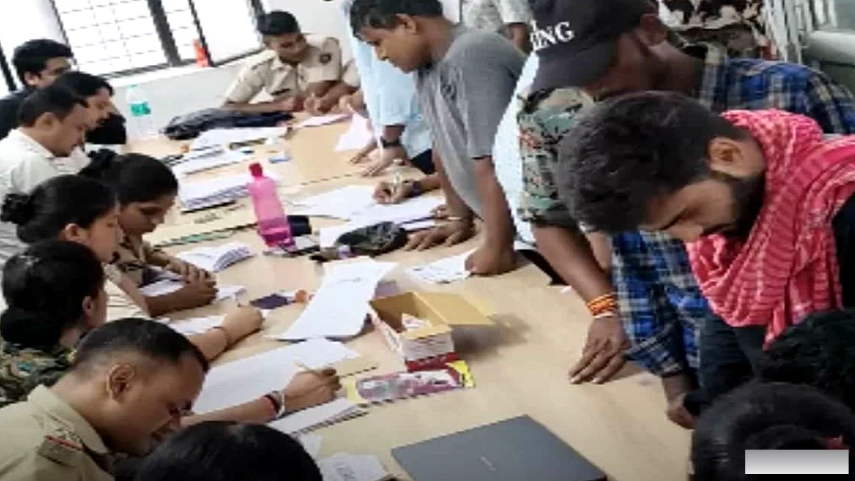 मुजफ्फरपुर लोक अदालत में ट्रैफिक चालान माफी के लिए उमड़ी भीड़, 11 सितंबर तक रहेगा वेरिफिकेशन का समय