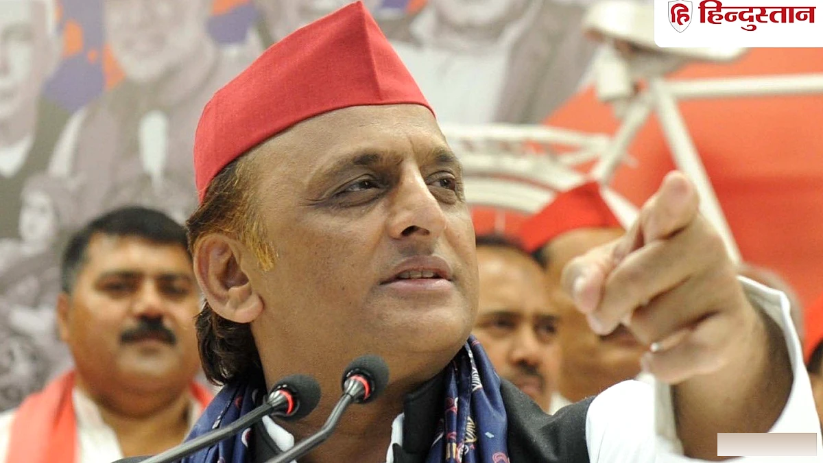 लाल के साथ नीली ड्रेस भी में दिखेंगे सपाई, यूपी चुनाव से पहले अखिलेश यादव का बड़ा दांव