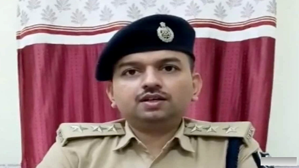 भोजपुर के देव बाजार में बर्तन-आभूषण व्यापारी पर गोलीबारी, सामान चुरा कर फरार