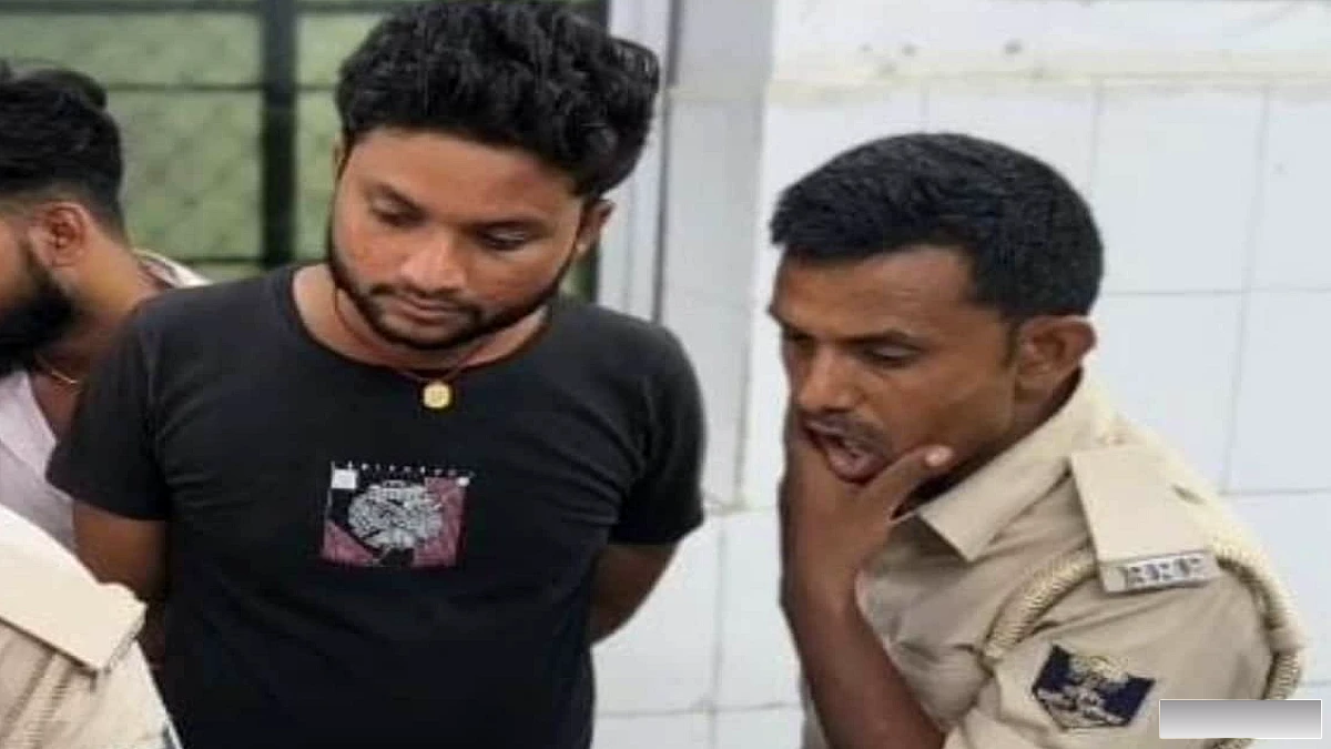 भभुआ में विदेशी शराब के 26.7 लीटर बरामद, दो धंधेबाजों पर गिरफ्तार