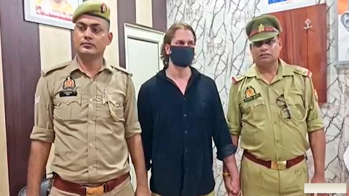 पूर्व मंत्री के बेटे की रात में पड़ोसी पर दबंगई, CCTV वायरल