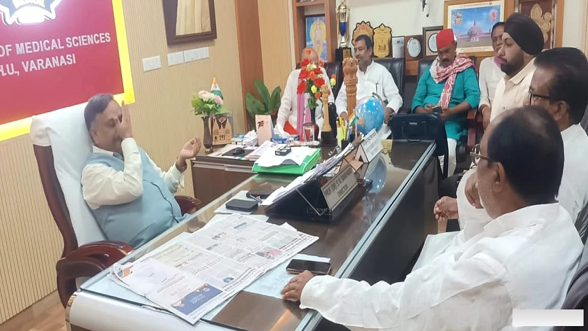 डॉक्टर लहरी की मेडिकल रिपोर्ट पर सवाल, चेहरे पर अब भी दिख रहे चोट के निशान