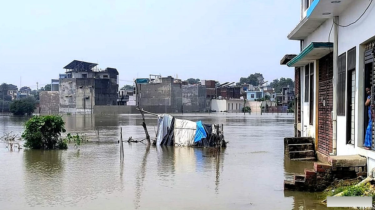 गर्रा नदी फिर उफान पर, सुभाषनगर कॉलोनी में घुसा पानी, लोगों की बढ़ी मुश्किलें