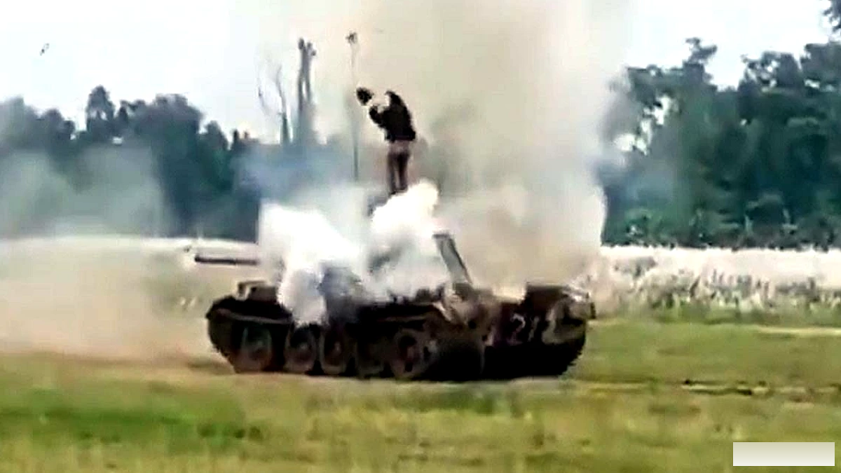चट्टोग्राम में टैंक विस्फोट: दो बांग्लादेशी सैनिकों की मौत, एक अधिकारी गंभीर रूप से घायल