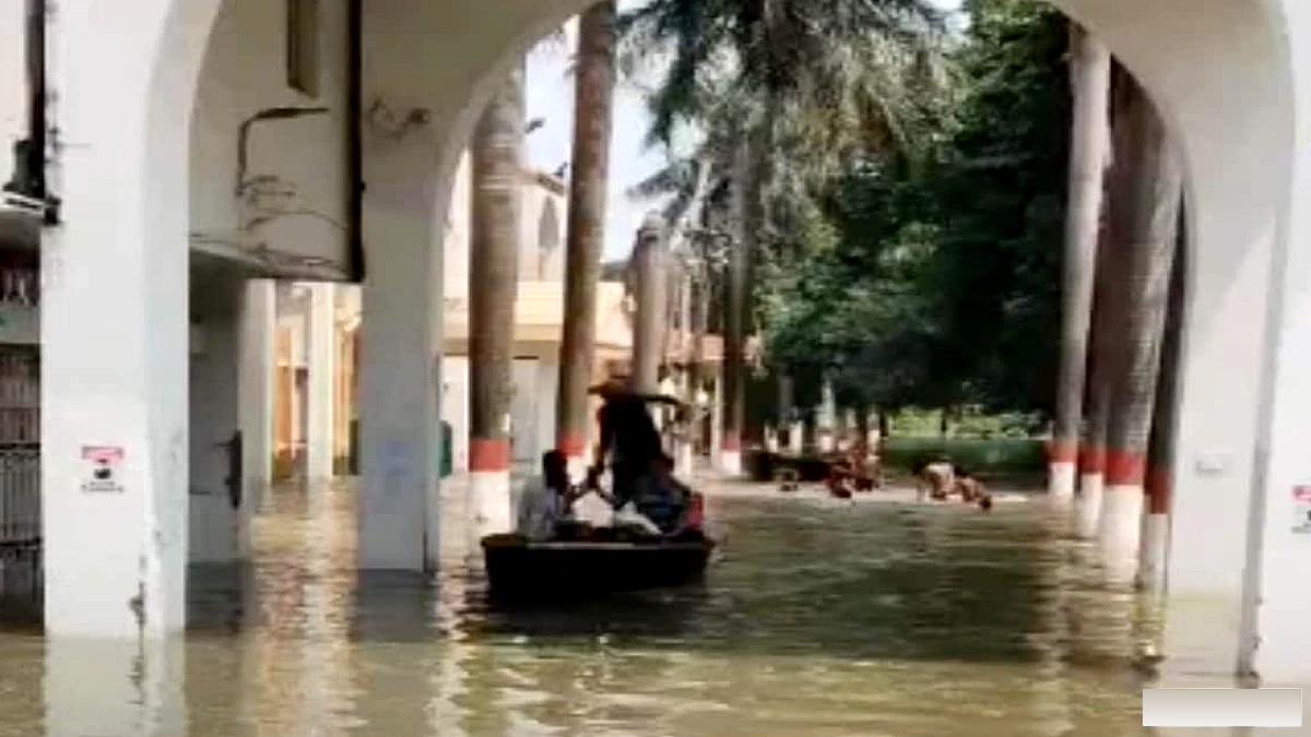 भागलपुर में गंगा का जलस्तर स्थिर, जलजमाव के कारण TMBU के लिए नाव से आवागमन