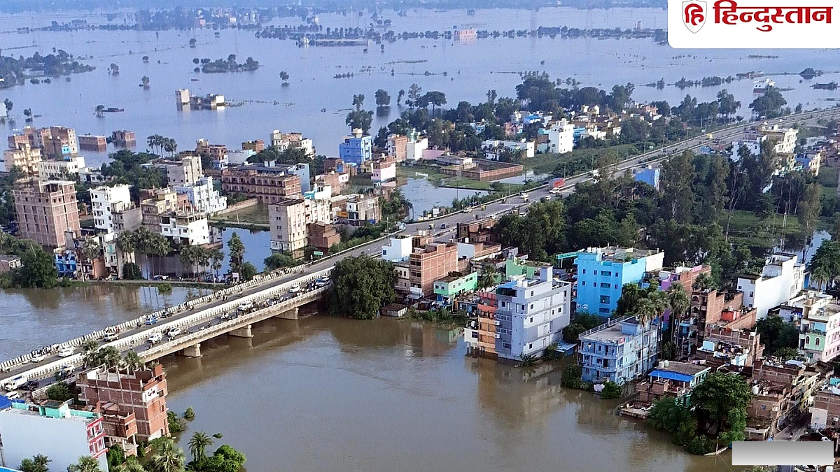 14 जिलों में 40 लाख से अधिक लोग प्रभावित, सैकड़ों सड़कें और बांध क्षतिग्रस्त