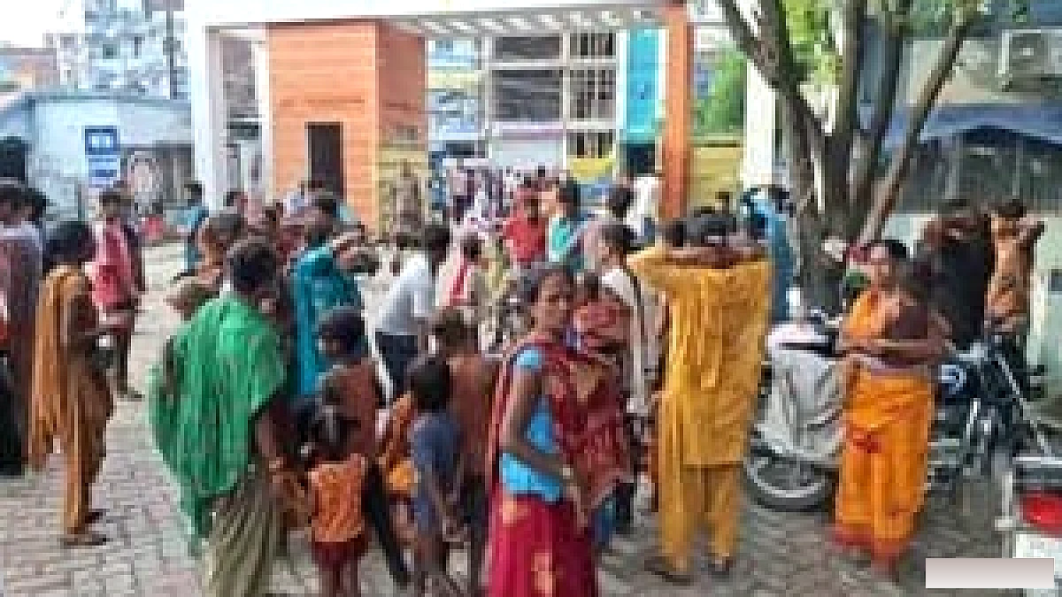27 पर तेज रफ्तार ट्रक ने दंपती को कुचलकर मौके पर ही मृत्यु कर दी