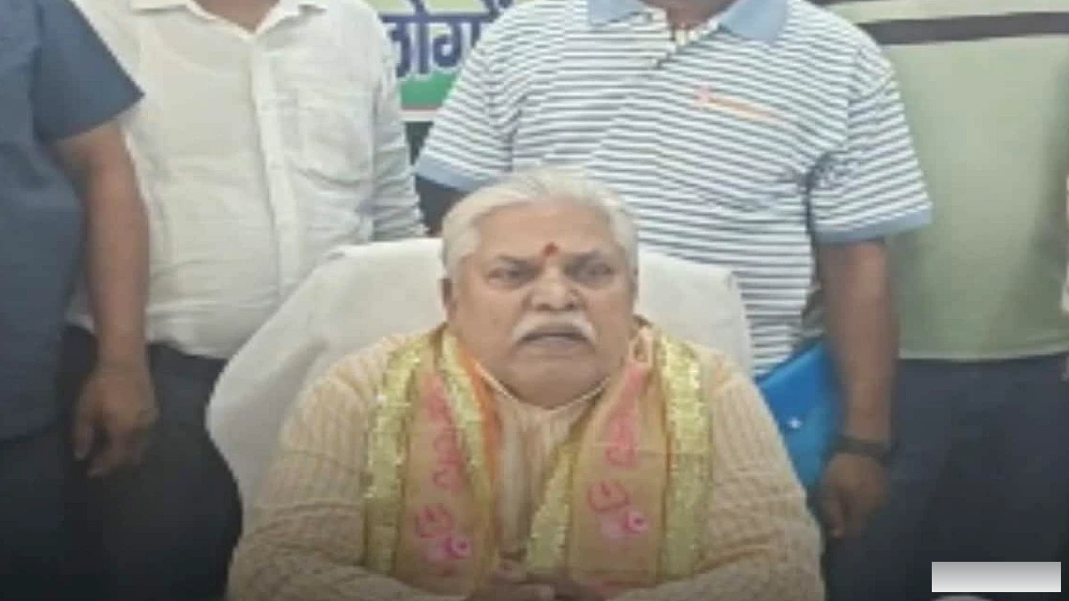 प्रेम कुमार ने सर्किट हाउस में पीएम मोदी के विकास कार्यों पर प्रकाश डाला