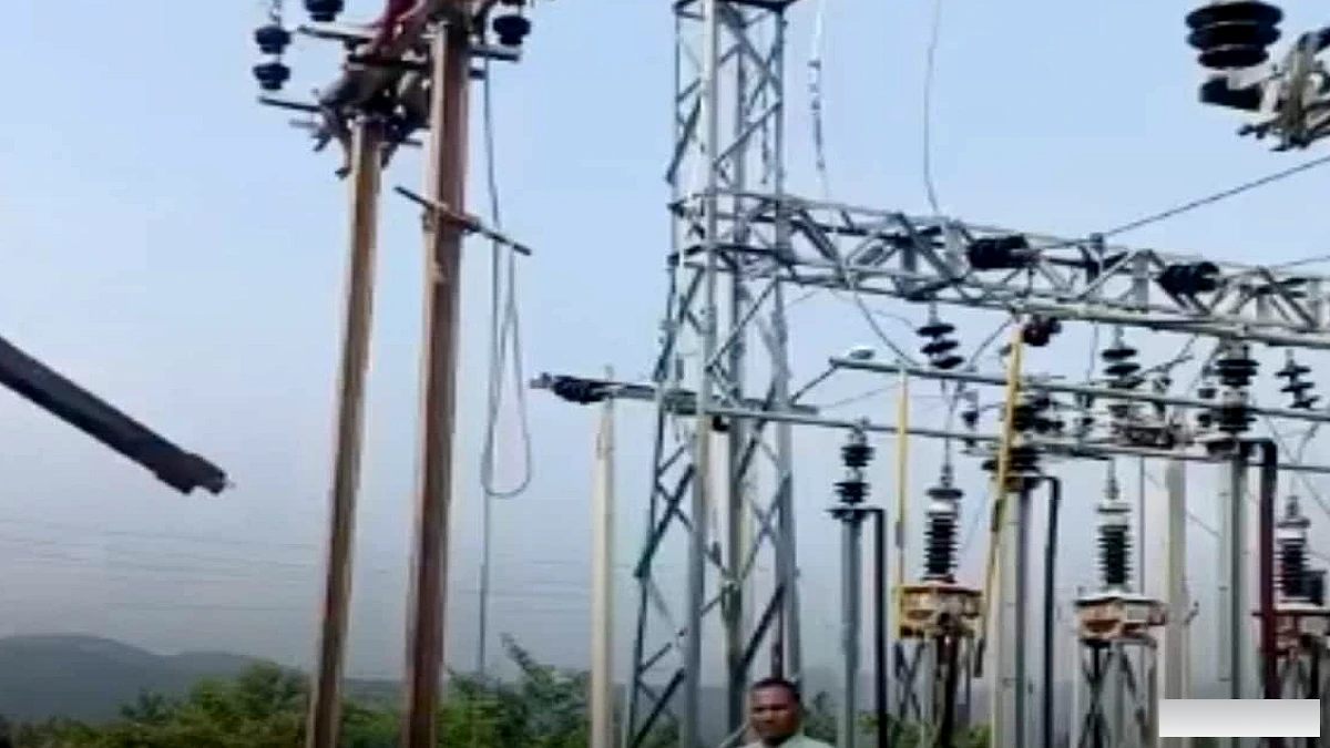 नवादा के गोविंदपुर में 33 kV फीडर में एबी स्विच स्थापित, बिजली सप्लाई में सुधार