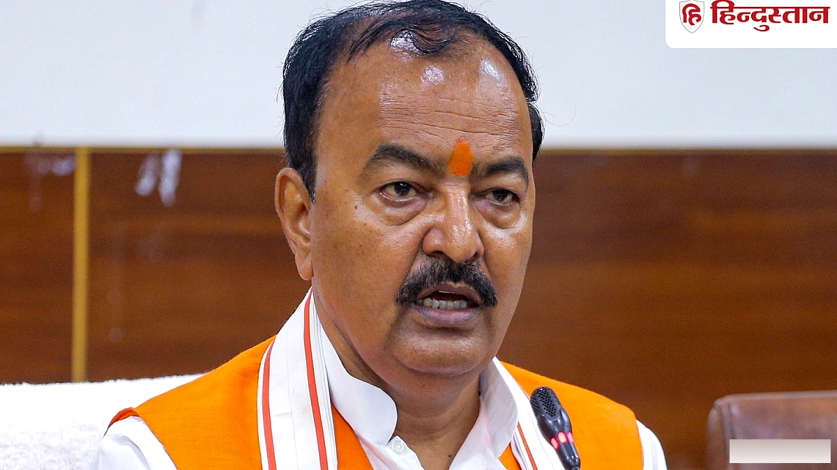 लाल टोपी और नीला लिबास, काली कारतूतें ढकने का नया प्रयास, सपा पर केशव मौर्य का तीखा प्रहार