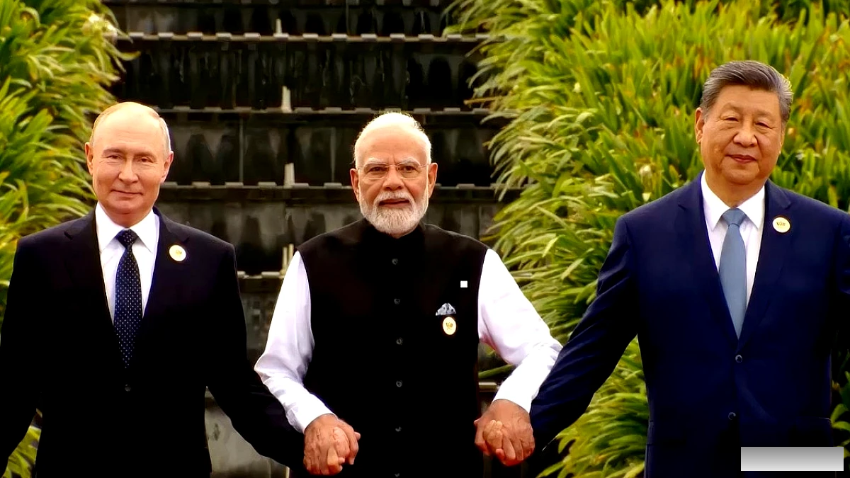 मोदी‑शी ने यूक्रेन शांति वार्ता में मदद की पेशकश, ट्रम्प की कोशिशें अभी भी जमी हुई