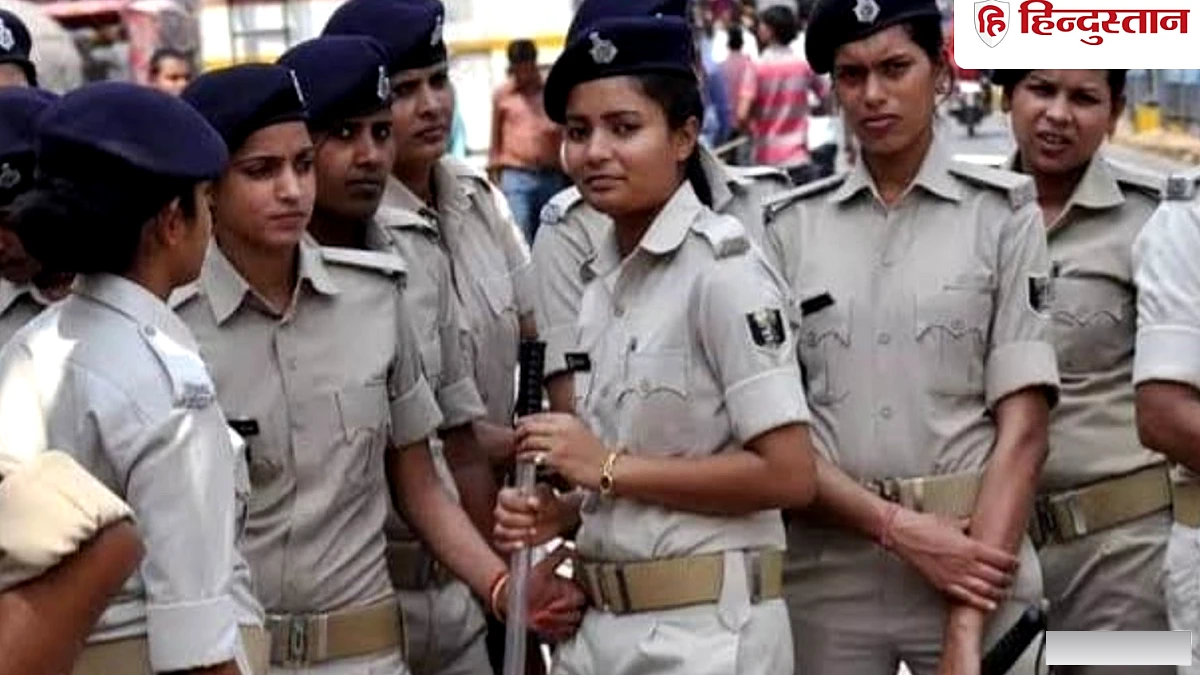 बिहार पुलिस ने महिला कर्मियों को नई पॉलीकार्बोनेट लाठी, फुल बॉडी प्रोटेक्टर व शील्ड प्रदान करने का आदेश दिया