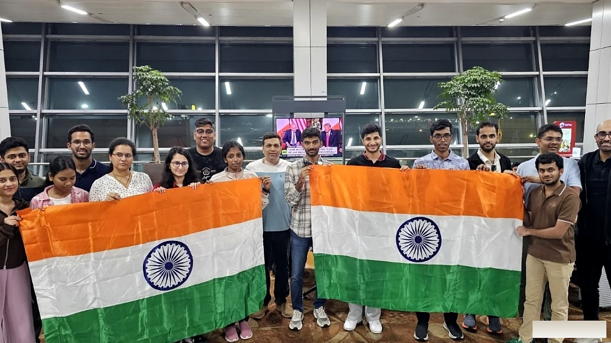 समरकंद एयरपोर्ट पर पाँच घंटे का इंतज़ार, भारतीय शतरंज टीम का कमरा नहीं मिला
