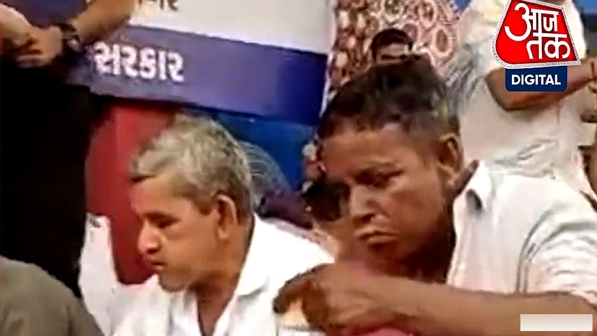 30 मिनट में 28 लड्डू खा कर जीता लड्डू‑खाने का मुकाबला