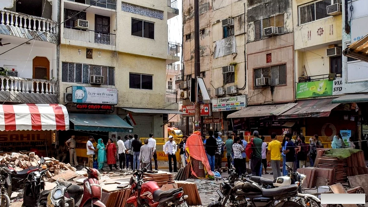 पुणे में 11 अनधिकृत PG हॉस्टल पर फायर‑सेफ्टी उल्लंघन के चलते सील