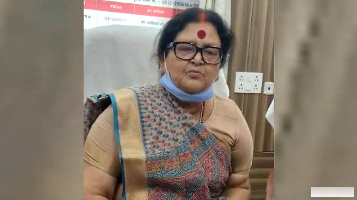 कानपुर के महापौर ने सड़कों की स्थिति पर अधिकारियों से बैठक की, कहा शहर आठ महीने पीछे