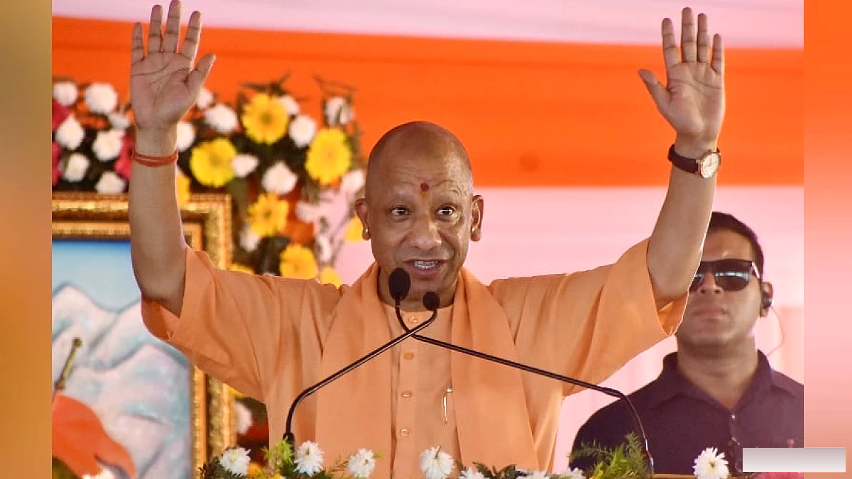 मेरठ में बोले, बाबर के अनुयायियों को बजरंगी के भक्त जवाब देंगे