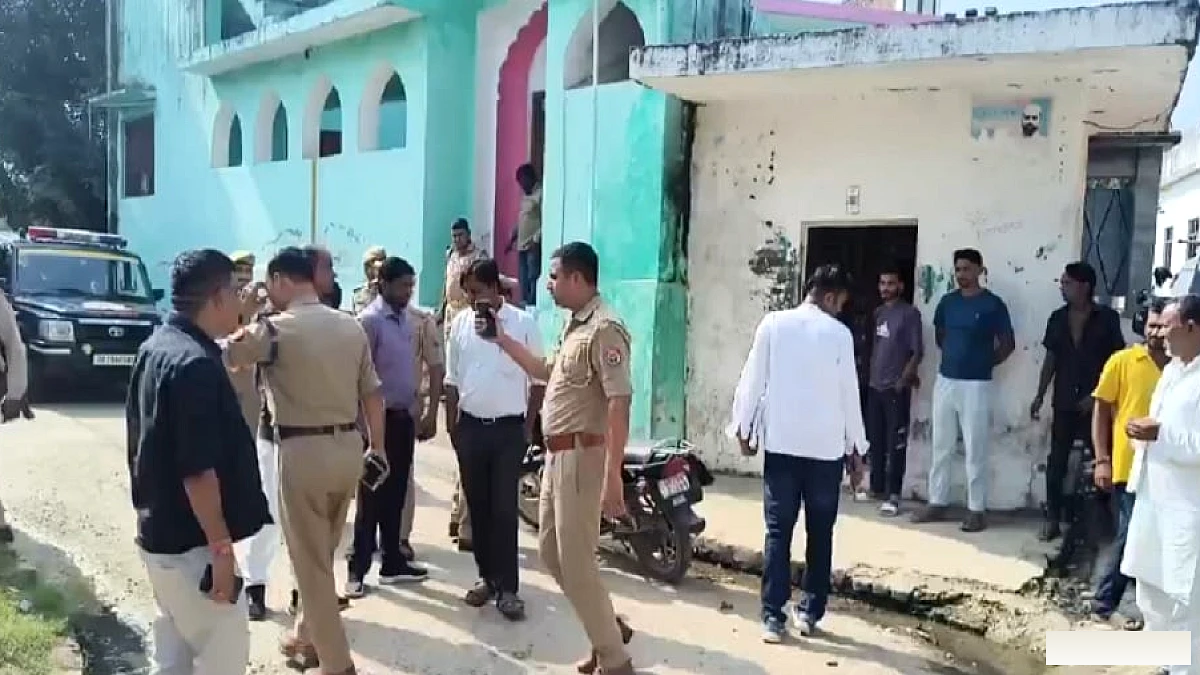 हिंदू रक्षा दल ने बनखला की मस्जिद में हनुमान चालीसा का पाठ किया, पुलिस ने रोका