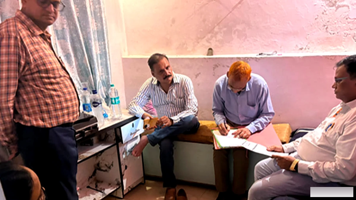 मैन सप्लायर फर्म पर एसजीएसटी का छापा, 20 लाख से अधिक टैक्स जमा